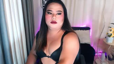 michaelagoddess online show from February 5, 2026, 7:07 pm