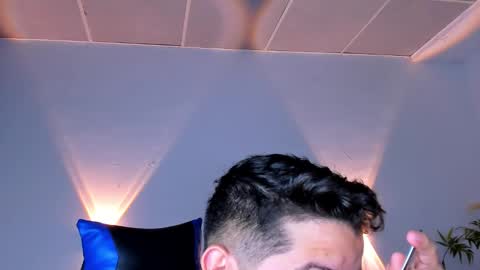 Snapshot of michaell_s chatting on November 23, 2025, 1:38 am michaell_s online show from November 23, 2025, 1:38 am