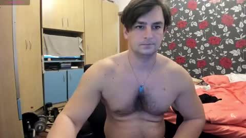 michaelragnar90 online show from December 20, 2024, 1:33 pm