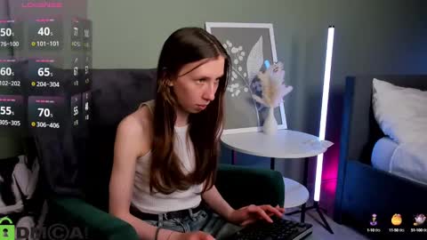 michele_mack online show from February 23, 2025, 5:56 am