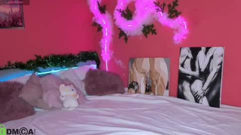 michele_mack online show from January 9, 2026, 2:47 am