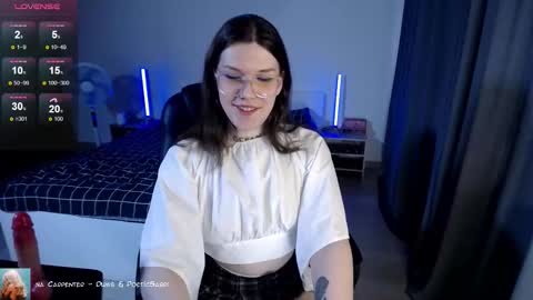 MicheleDoll online show from October 15, 2025, 1:44 pm
