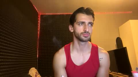 michelemagnetico online show from November 6, 2025, 12:44 am