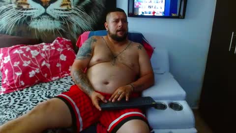 Snapshot of michell_myers chatting on January 28, 2025, 2:43 am michell_myers online show from January 28, 2025, 2:43 am