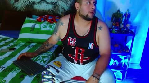 michell_myers online show from December 19, 2025, 2:24 pm