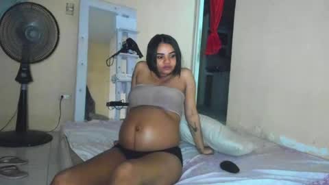 Snapshot of michell_smiths chatting on May 14, 2026, 7:15 am michell_smiths online show from May 14, 2026, 7:15 am