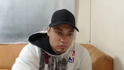 Snapshot of michelle_allen0104 chatting on January 22, 2025, 10:18 am michelle_allen0104 online show from January 22, 2025, 10:18 am