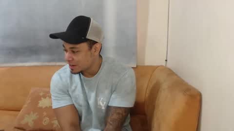 Snapshot of michelle_allen0104 chatting on January 26, 2025, 12:01 pm michelle_allen0104 online show from January 26, 2025, 12:01 pm