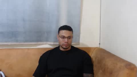 Snapshot of michelle_allen0104 chatting on October 30, 2025, 4:25 am michelle_allen0104 online show from October 30, 2025, 4:25 am