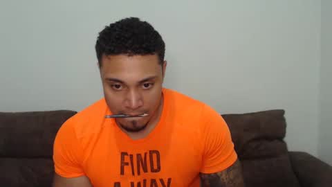 Snapshot of michelle_allen0104 chatting on November 14, 2025, 3:16 am michelle_allen0104 online show from November 14, 2025, 3:16 am