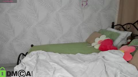 michelle_blond online show from February 19, 2026, 7:59 am