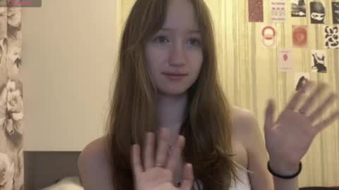 Snapshot of michelle_neely chatting on October 26, 2025, 9:31 pm michelle_neely online show from October 26, 2025, 9:31 pm