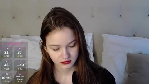 Snapshot of michelle_roux chatting on March 14, 2026, 6:02 pm Michelle online show from March 14, 2026, 6:02 pm