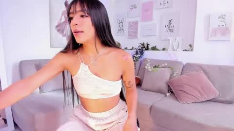 Snapshot of michelle_se chatting on January 4, 2025, 1:10 pm Michelle online show from January 4, 2025, 1:10 pm