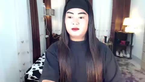 Snapshot of michellechannelxxx chatting on January 2, 2025, 12:24 pm Michelle online show from January 2, 2025, 12:24 pm