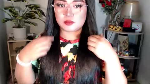 Snapshot of michellechannelxxx chatting on September 24, 2025, 7:12 am Michelle online show from September 24, 2025, 7:12 am