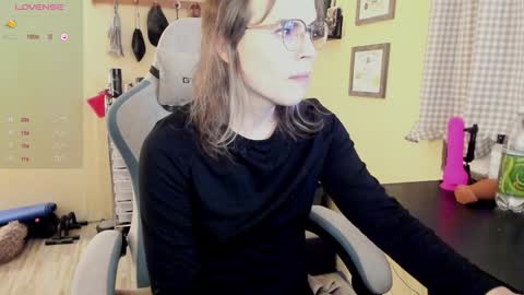 MichelleReid online show from December 15, 2024, 12:51 am