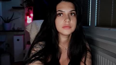 Snapshot of michellerossee chatting on November 26, 2025, 6:03 am michellerossee online show from November 26, 2025, 6:03 am