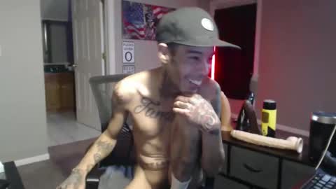 Snapshot of michigan9000 chatting on December 3, 2025, 11:47 pm michigan9000 online show from December 3, 2025, 11:47 pm