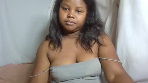 michou61 online show from February 7, 2026, 7:12 am