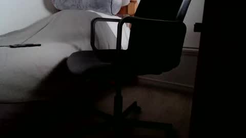 micic3 online show from February 8, 2026, 12:47 am