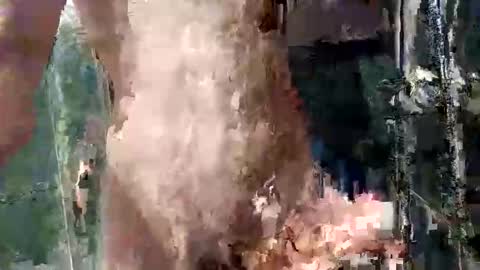 mickavis1975 online show from April 2, 2026, 4:54 am