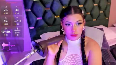 Micki online show from October 24, 2025, 11:39 am