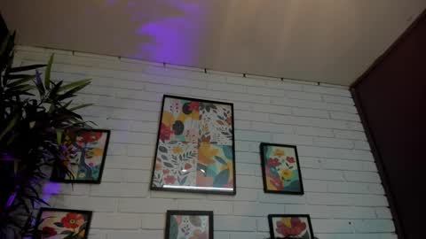 Micki online show from February 16, 2026, 11:17 am