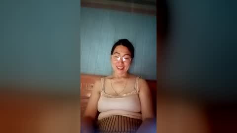 Snapshot of mickye00 chatting on July 7, 2026, 2:10 pm Miky online show from July 7, 2026, 2:10 pm