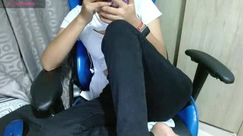 Snapshot of miculohot chatting on April 22, 2026, 12:35 am vanesa sexy online show from April 22, 2026, 12:35 am