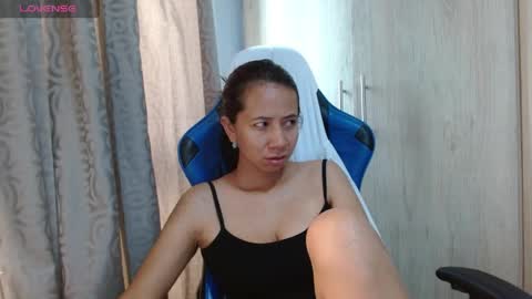 Snapshot of miculohot chatting on April 29, 2026, 12:20 pm vanesa sexy online show from April 29, 2026, 12:20 pm