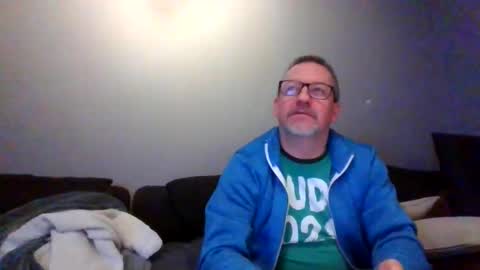 Snapshot of middleton2021 chatting on February 18, 2026, 6:37 pm middleton2021 online show from February 18, 2026, 6:37 pm