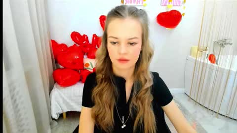 Snapshot of midnighteaura chatting on February 9, 2026, 6:34 pm midnighteaura online show from February 9, 2026, 6:34 pm