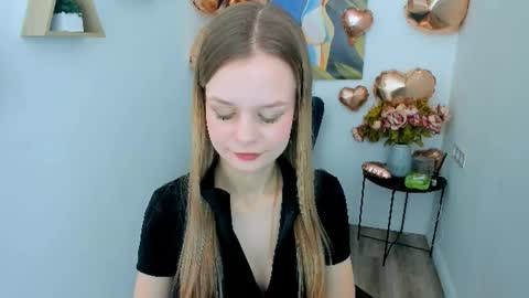 Snapshot of midnighteaura chatting on February 20, 2026, 3:14 am midnighteaura online show from February 20, 2026, 3:14 am