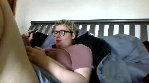 midnightmochi2 online show from May 19, 2026, 2:34 pm