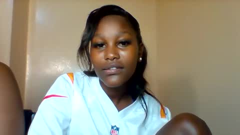 Snapshot of midnightt_tease chatting on December 1, 2025, 5:07 pm midnightt_tease online show from December 1, 2025, 5:07 pm