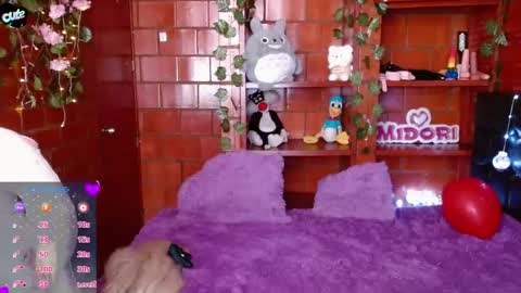 Midori 7u7 online show from April 14, 2026, 5:19 pm