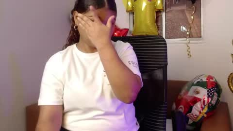 Snapshot of miel_alisha chatting on June 18, 2026, 12:20 pm miel online show from June 18, 2026, 12:20 pm