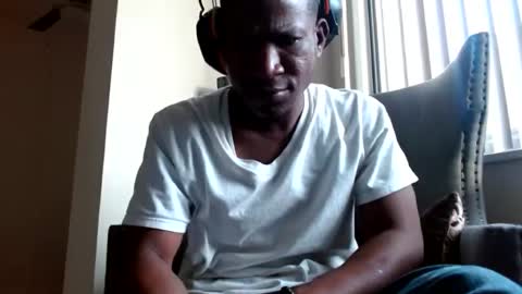 Snapshot of mightymandingo chatting on April 12, 2026, 10:37 pm Mightymandingo online show from April 12, 2026, 10:37 pm