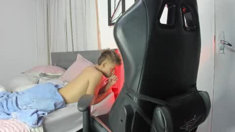 Miguel Hernandez online show from January 31, 2025, 3:09 am