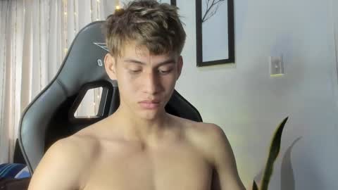 Miguel Hernandez online show from February 18, 2025, 3:32 pm