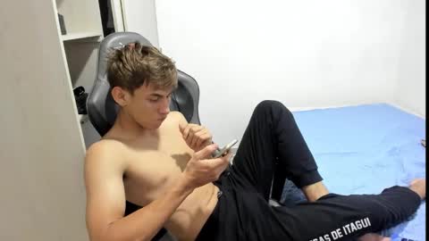 Miguel Hernandez online show from November 5, 2025, 8:20 pm