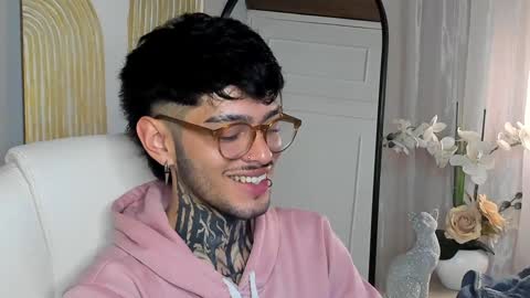 MIHAIL LEROY finally independent model online show from February 7, 2025, 1:47 am