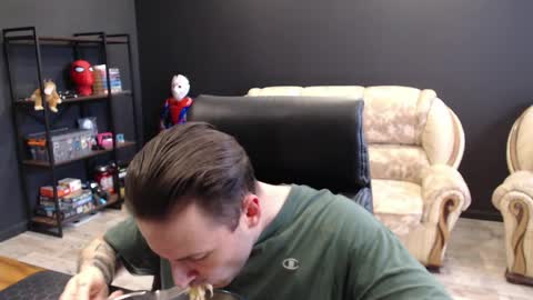 Misha Winchester online show from March 28, 2026, 11:43 am