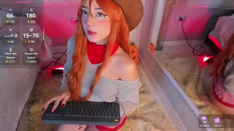 Snapshot of miia__baker chatting on October 18, 2025, 12:17 pm online show from October 18, 2025, 12:17 pm