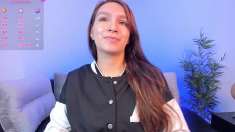 Miia 3 online show from February 15, 2025, 12:33 pm