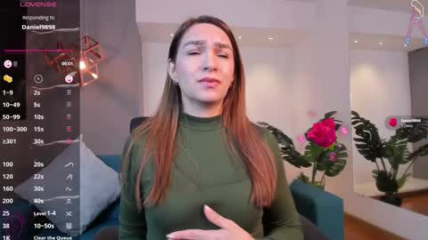 Miia 3 online show from November 21, 2025, 12:04 pm