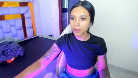 miiaboss online show from April 15, 2026, 10:55 am