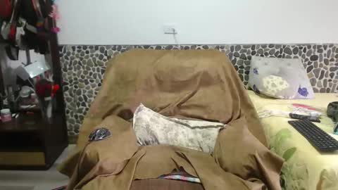 Snapshot of miilu74 chatting on February 24, 2026, 9:02 pm Miilu74 online show from February 24, 2026, 9:02 pm