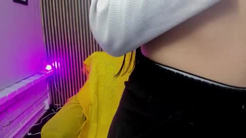 miilu  online show from November 28, 2025, 3:31 am